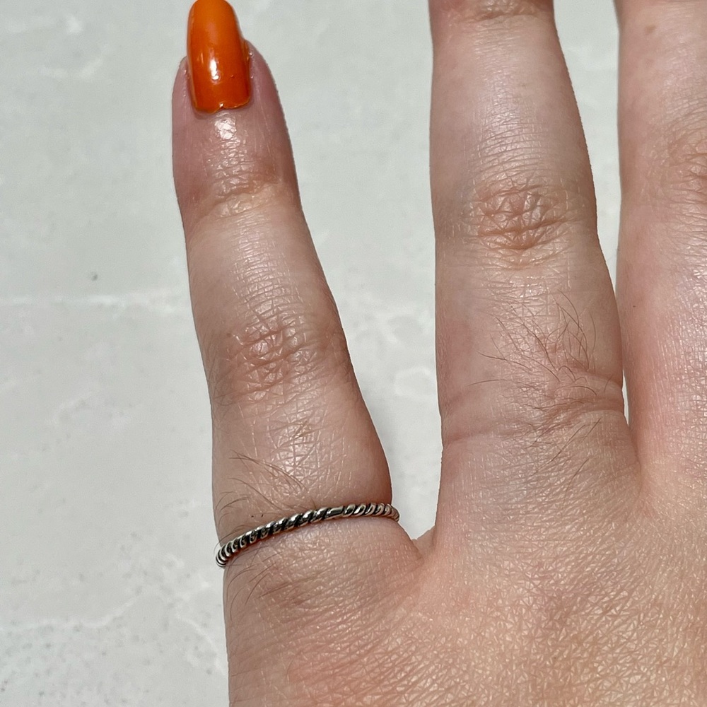 Thread Twisted Silver Ring - Picture 7 of 7